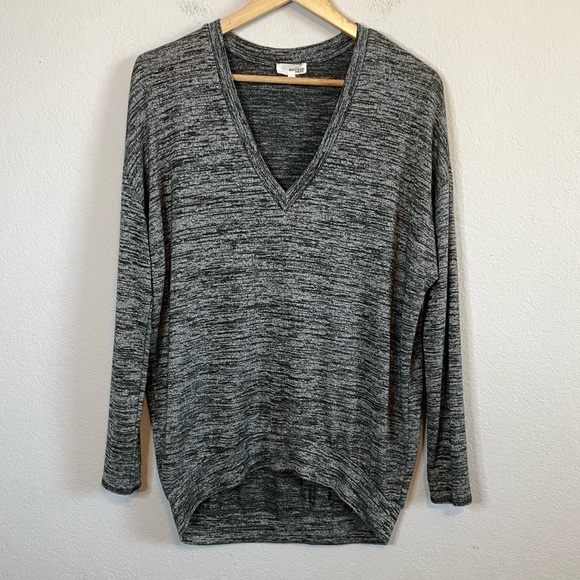 Aritzia Wilfred Free Devinette Marled Green V Neck Lightweight Knit Top Sz SM - Picture 2 of 12